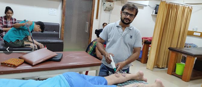 Shree Aum physiotherapy clinic | Physiotherapist | Mig conony corner | Jamnagar
